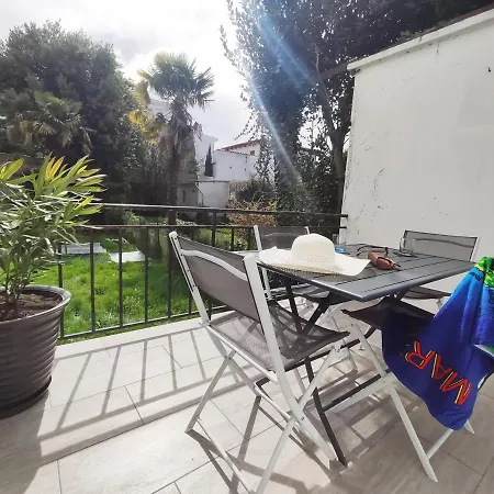 Apartman T2 Proche Avec Terrasse Privative *