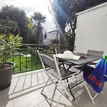 Apartment T2 Proche Avec Terrasse Privative *